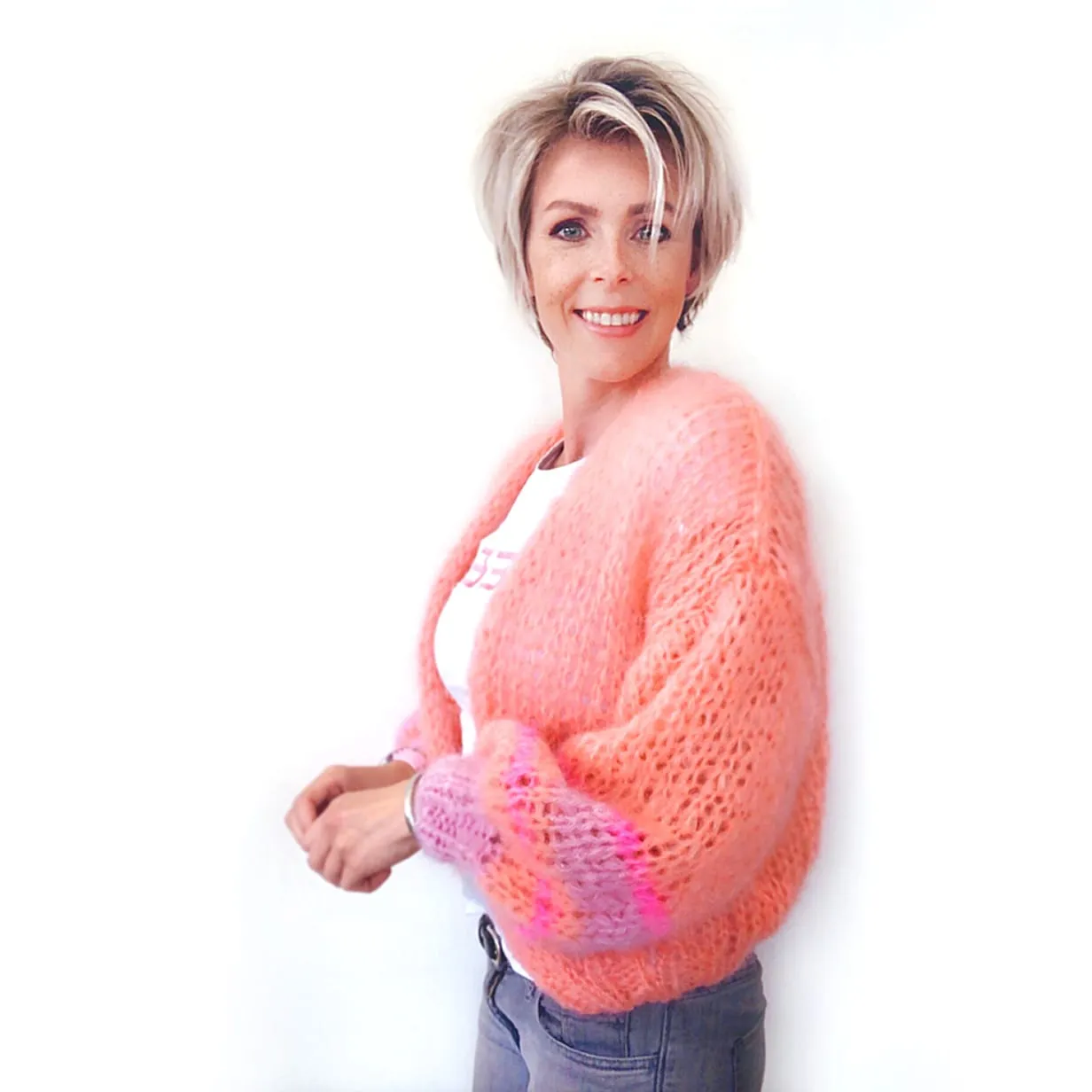 Knitting Kit – MYPZ Short Basic Chunky Cardigan Salmon No.15 – Beginner (ENG-NL-DE)
