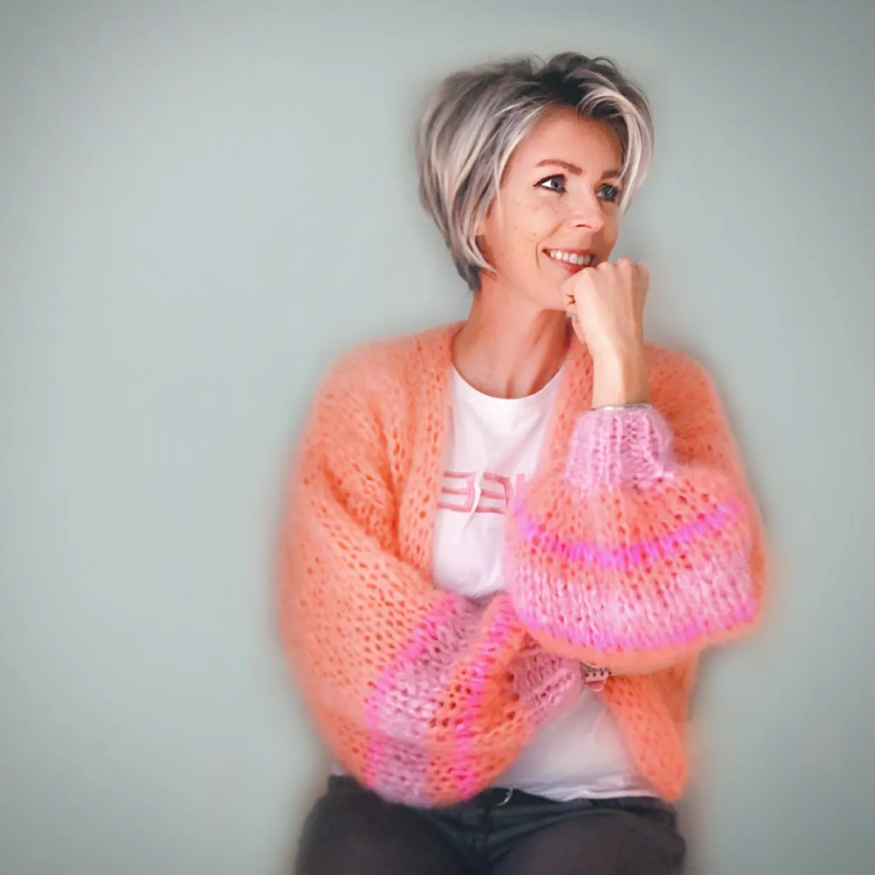 Knitting Kit – MYPZ Short Basic Chunky Cardigan Salmon No.15 – Beginner (ENG-NL-DE)