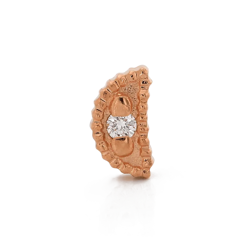 Ribbed Relic Crescent