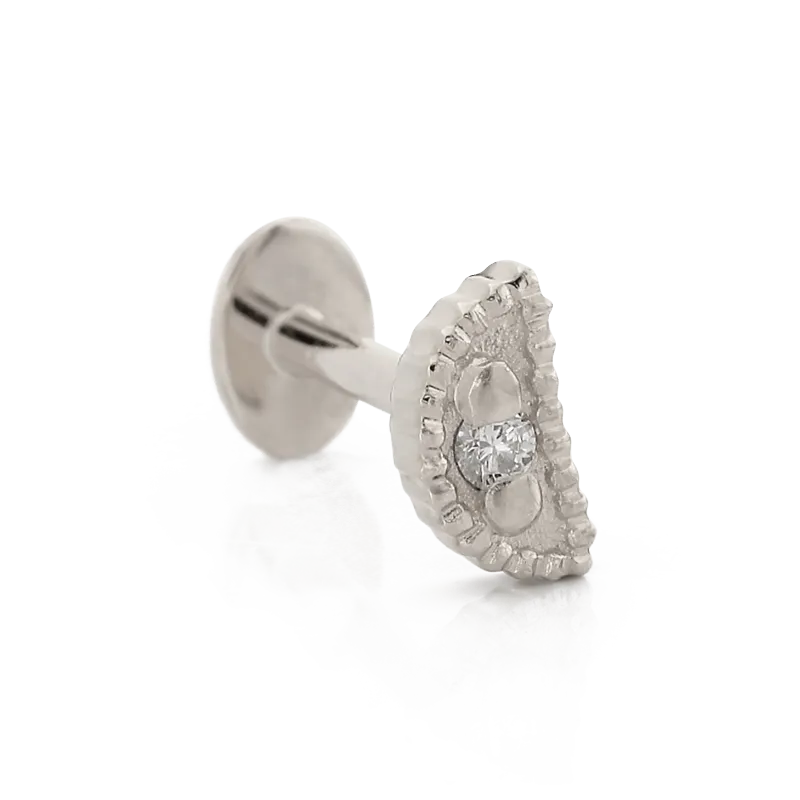 Ribbed Relic Crescent